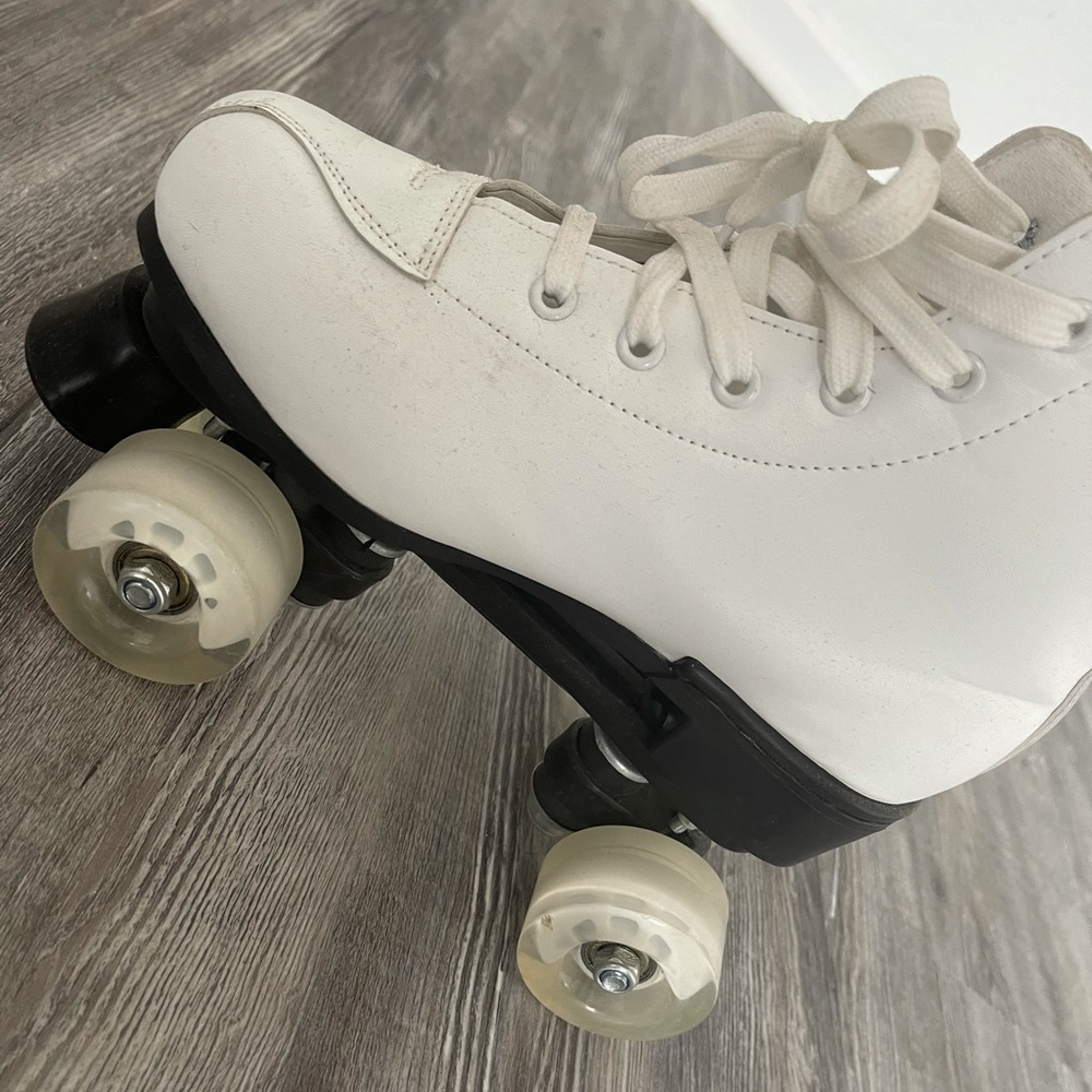 Angel White Roller Skates
